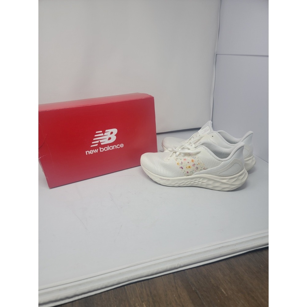 Women's New Balance Fresh Foam Arishi V4 Sneakers WARISBC4 Floral Size 9.5